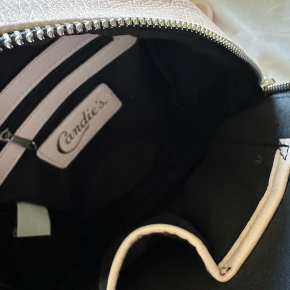 Candie’s backpack - Picture 3 of 3